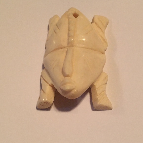 Kenyan Mask pendant necklace - Picture 1 of 1